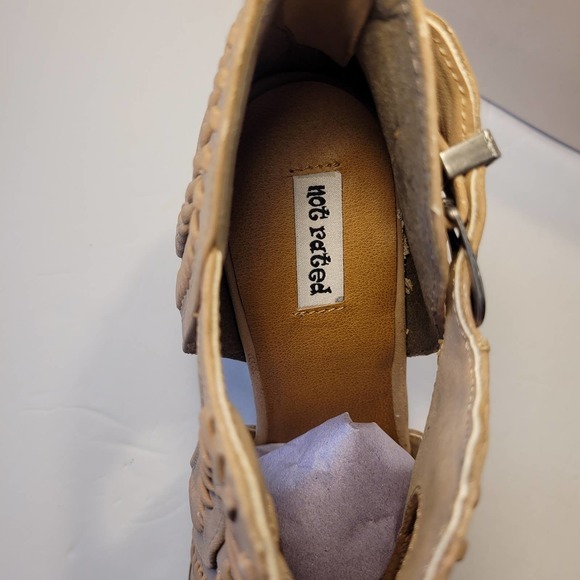 Not Rated Women's NWT‎ Nara Cutout Western Chunky Heel Booties Size 10 - Picture 9 of 11